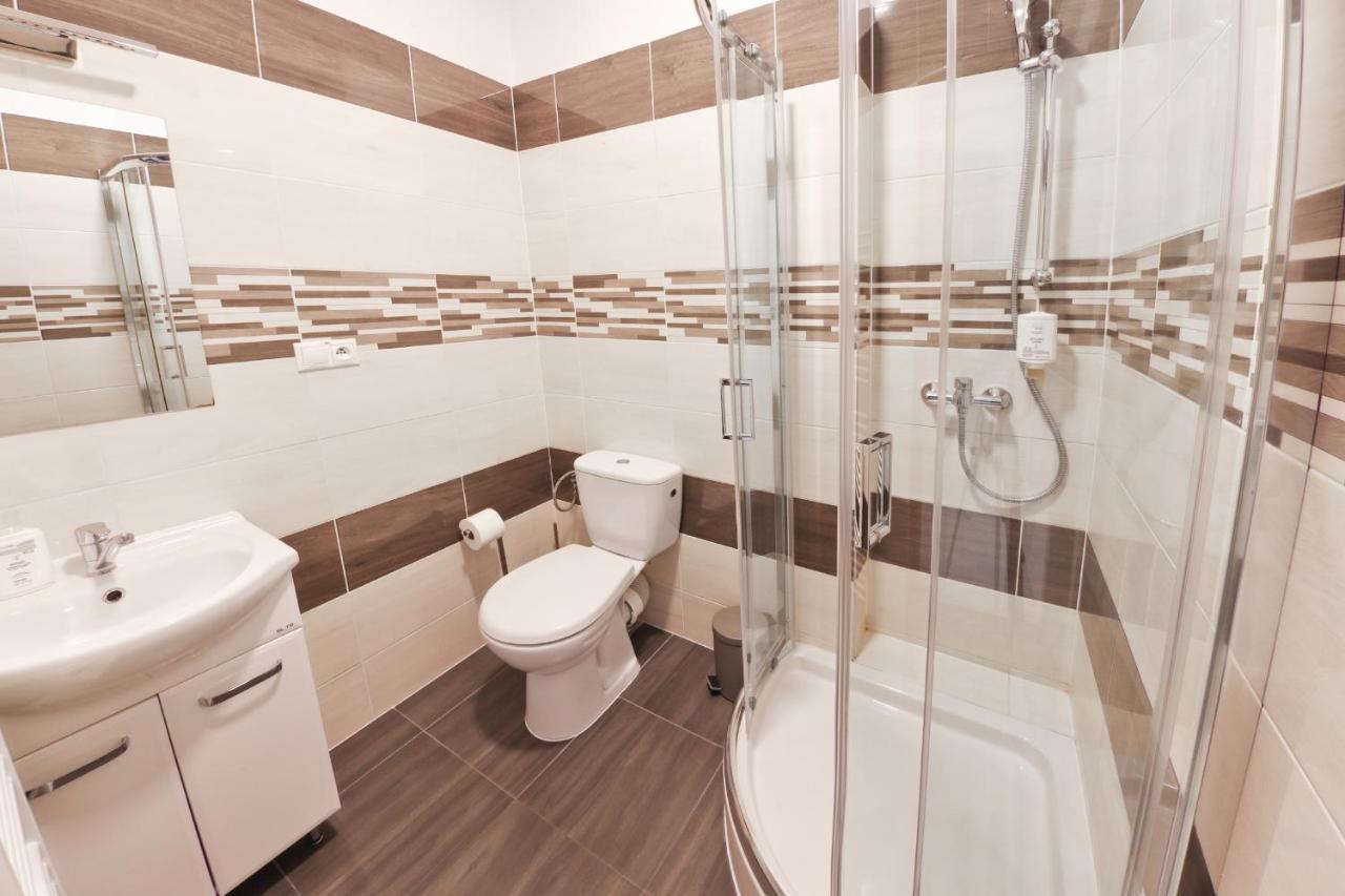 Hotel Slanica Наместово Экстерьер фото