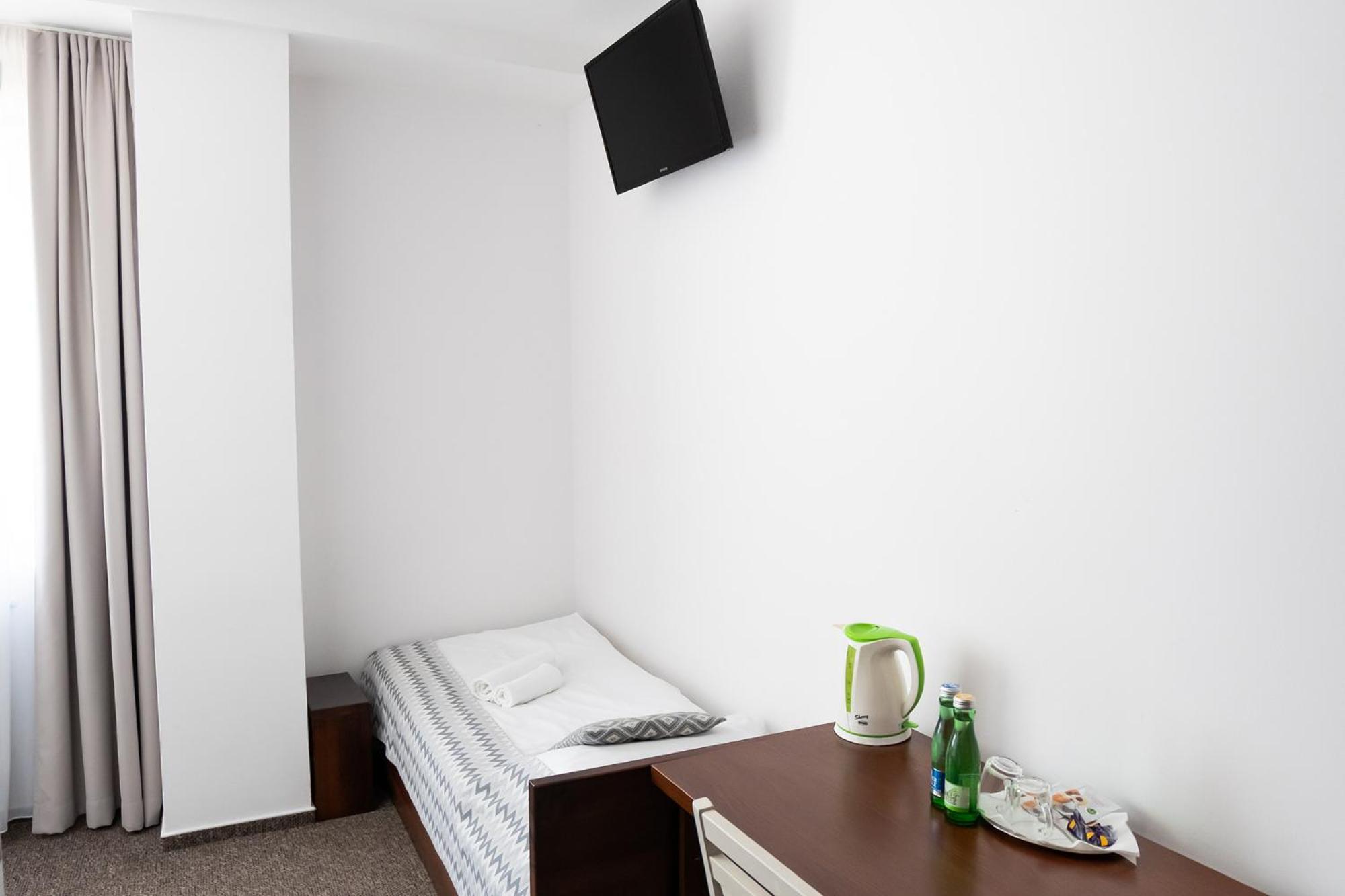 Hotel Slanica Наместово Экстерьер фото