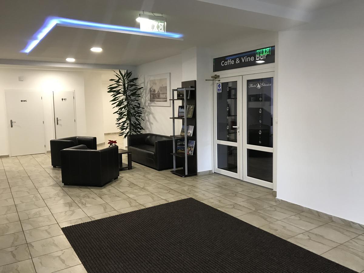 Hotel Slanica Наместово Экстерьер фото